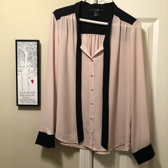 See-through work or going out top. - Picture 1 of 5